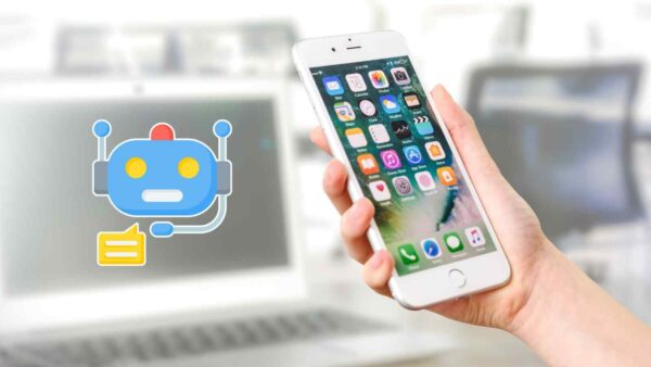 Apple prepara Siri “ibrida” per primavera 2026: comandi vocali più naturali e integrazione diretta con app di terze parti.