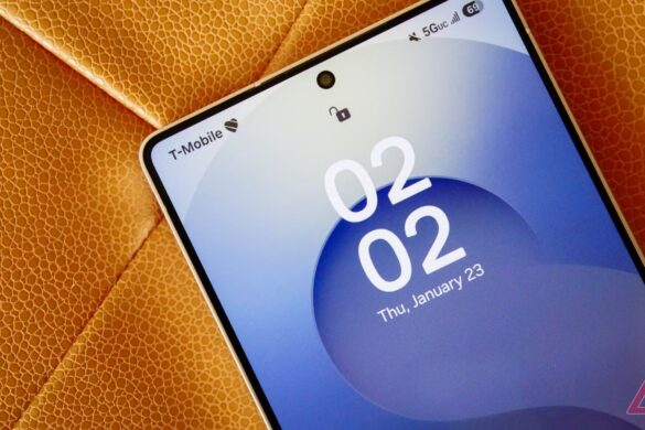 Samsung Galaxy S26 Ultra: display con tecnologia M14 e COE