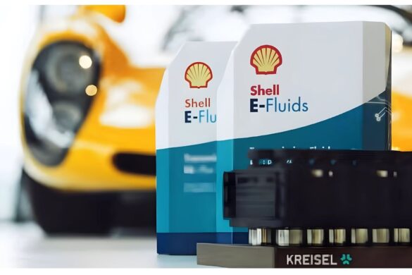 Shell presenta EV-Plus: il fluido che rivoluziona le batterie delle auto elettriche