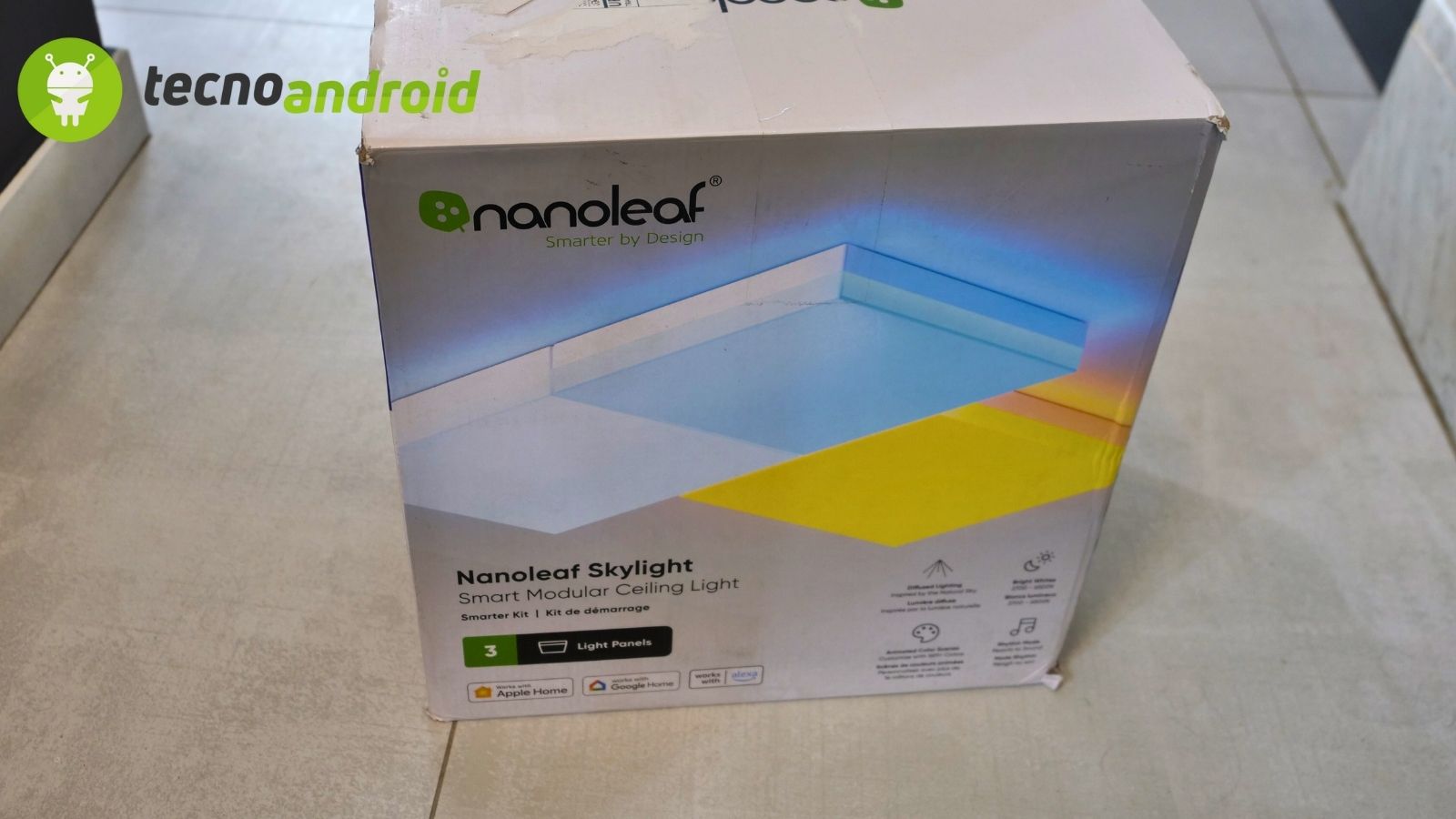Nanoleaf Skylight: i pannelli LED da soffitto che trasformano la luce in magia — RECENSIONE