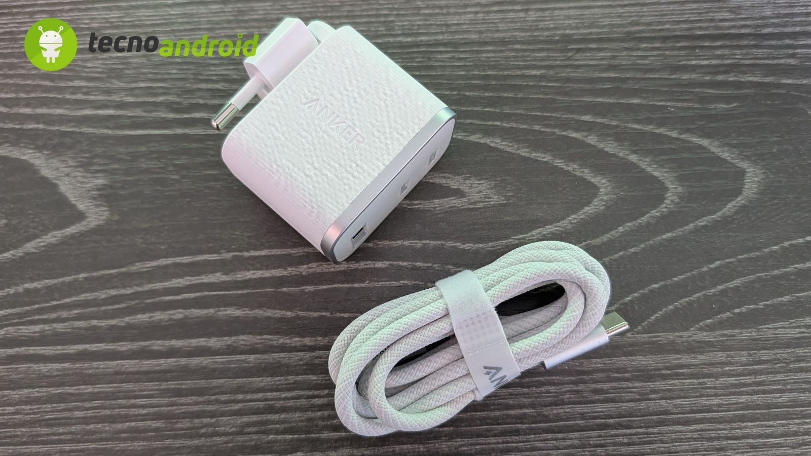 Caricatore Anker Nano: 70W di potenza e velocità in 3 porte | RECENSIONE