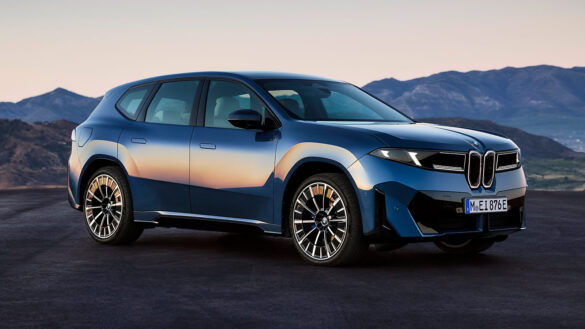 BMW iX3, debutta al Salone Auto Torino la famiglia Neue Klasse