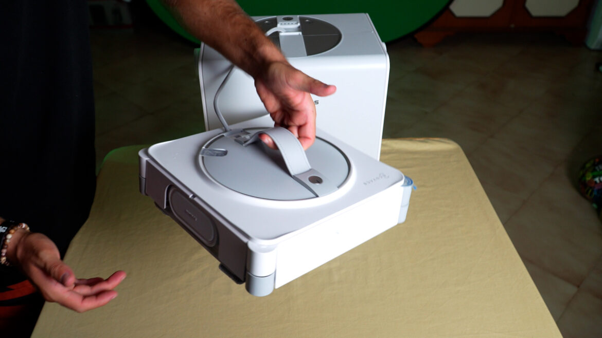 Ecowacs Winbot WS Omni ()