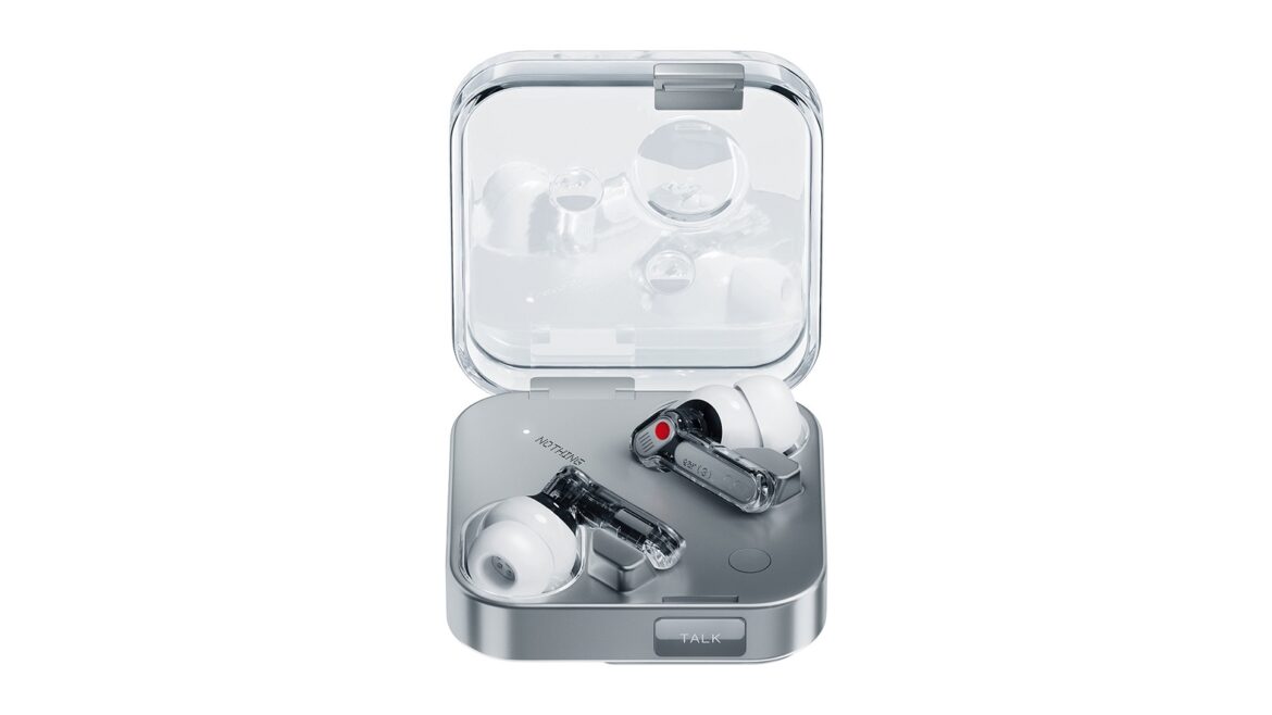 Fera White Case Open w Buds Angled x Fera White Case Open w Buds Angled x