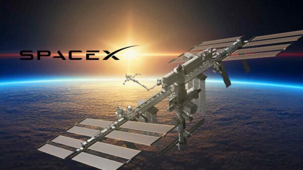 SpaceX ha usato la capsula Dragon per alzare la ISS, assumendo un ruolo sempre più centrale nella sua gestione orbitale.