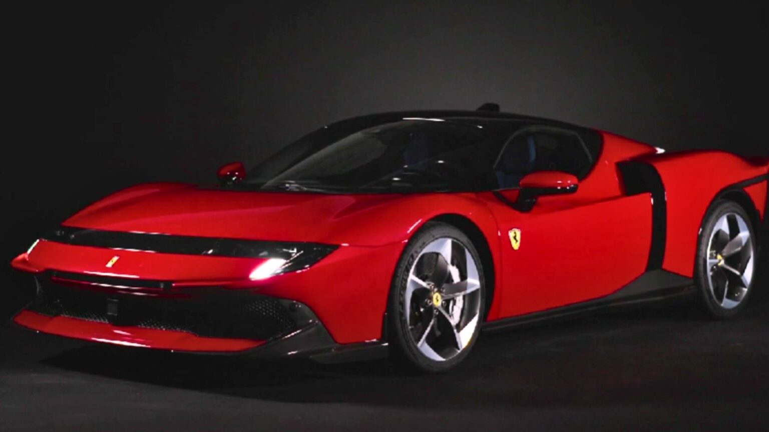 Ferrari 849 Testarossa: ritorno di una leggenda con ancora più potenza