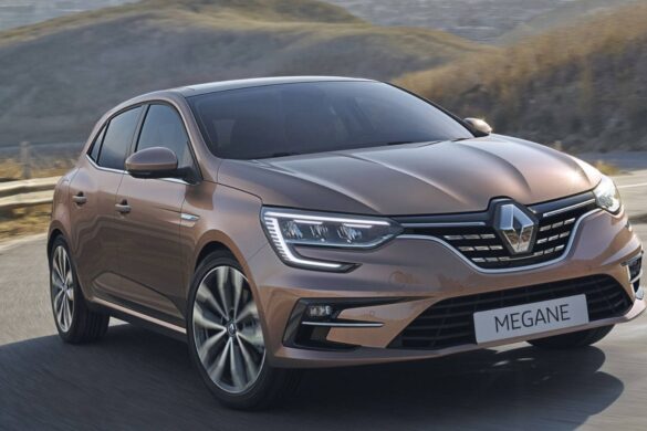 Restyling Renault Megane: batterie LFP per prezzi più bassi