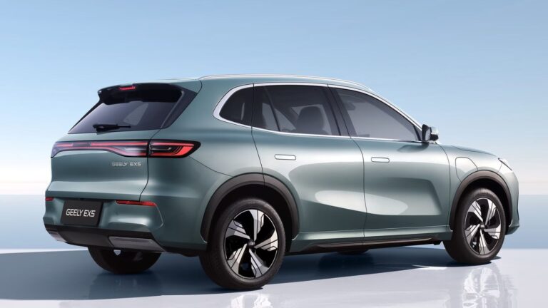 Geely conquista l’Italia: due SUV innovativi e garanzia a vita