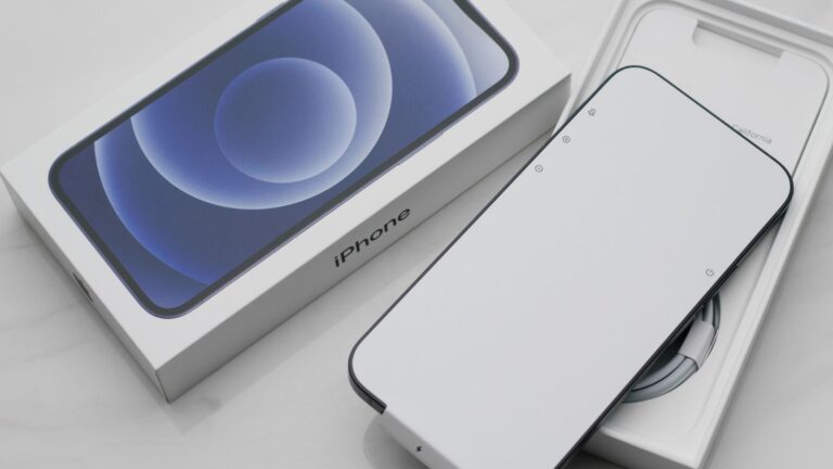 Apple iPhone 17e