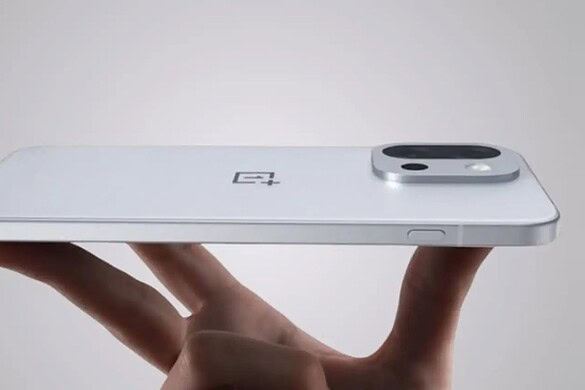 OnePlus 15, nuova anticipazione: ricarica cablata a 120W