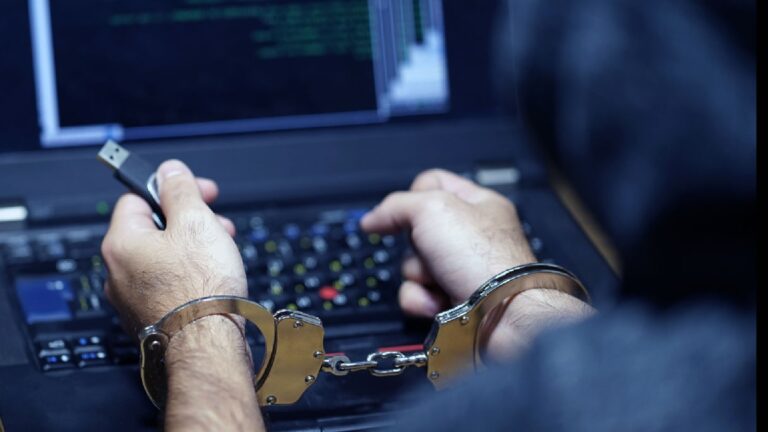 arresti per streaming illegale