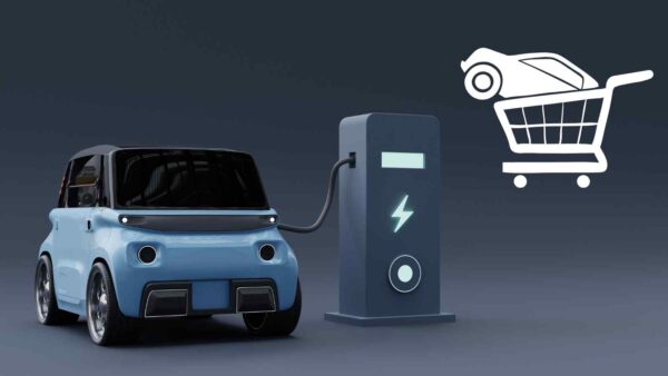 Il mercato italiano dell’auto usata cresce leggermente, trainato da ibride e minivolture, ma le vetture restano per lo più datate.