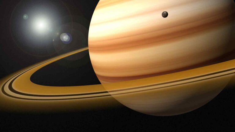 Su Encelado molecole organiche possono formarsi direttamente sul ghiaccio, anche senza un oceano sotterraneo, grazie a radiazioni estreme.