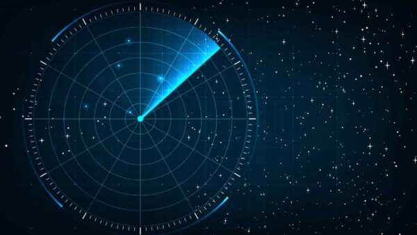 Raytheon presenta LTAMDS, radar avanzato che monitora il cielo a 360° e guida missili in tempo reale contro minacce multiple.