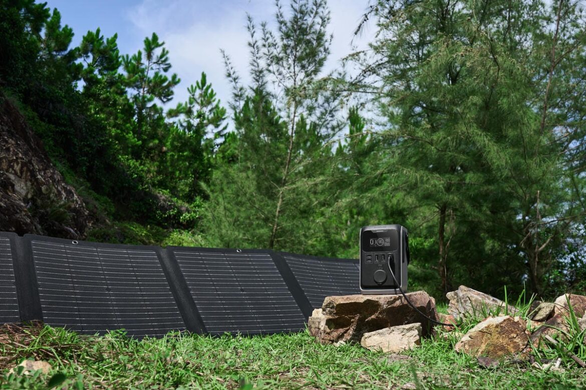 solar charging +W solar charging +W