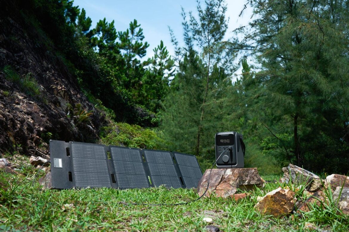 solar charging +W solar charging +W
