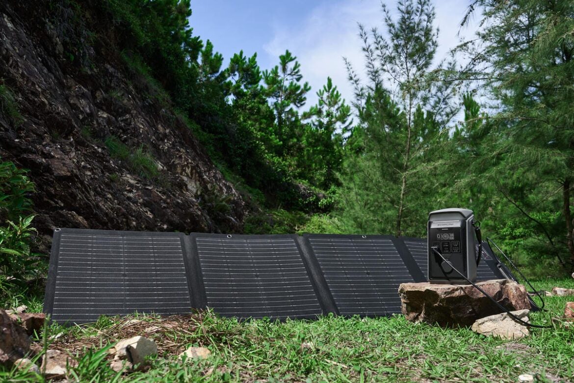 solar charging Plus+W solar charging Plus+W