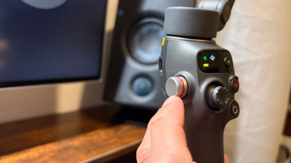 DJI Osmo Mobile 8 DJI Osmo Mobile 8