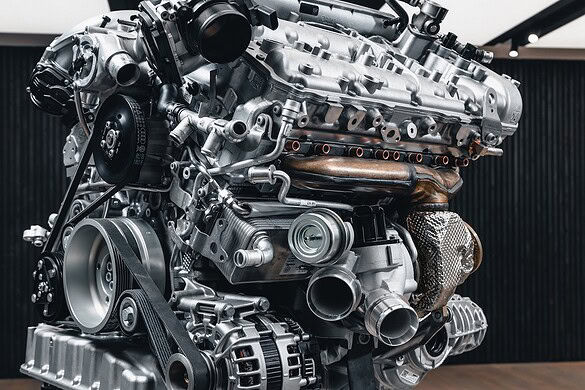 Porsche: brevettato un nuovo motore W12 ma non si sa per quale auto