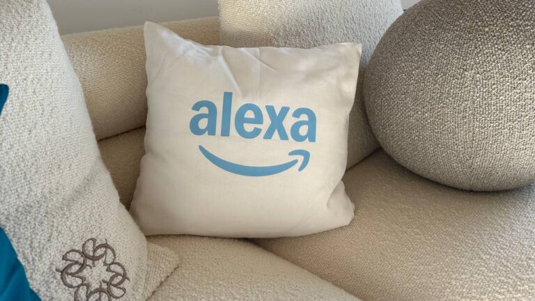 Echo Dot Max Studio - specifiche Echo Dot Max evento ()