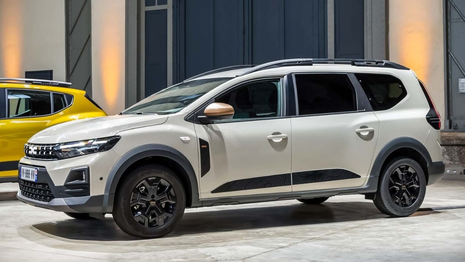 Dacia Jogger: il ritorno del SUV con motorizzazioni nuove e qualche altra novità