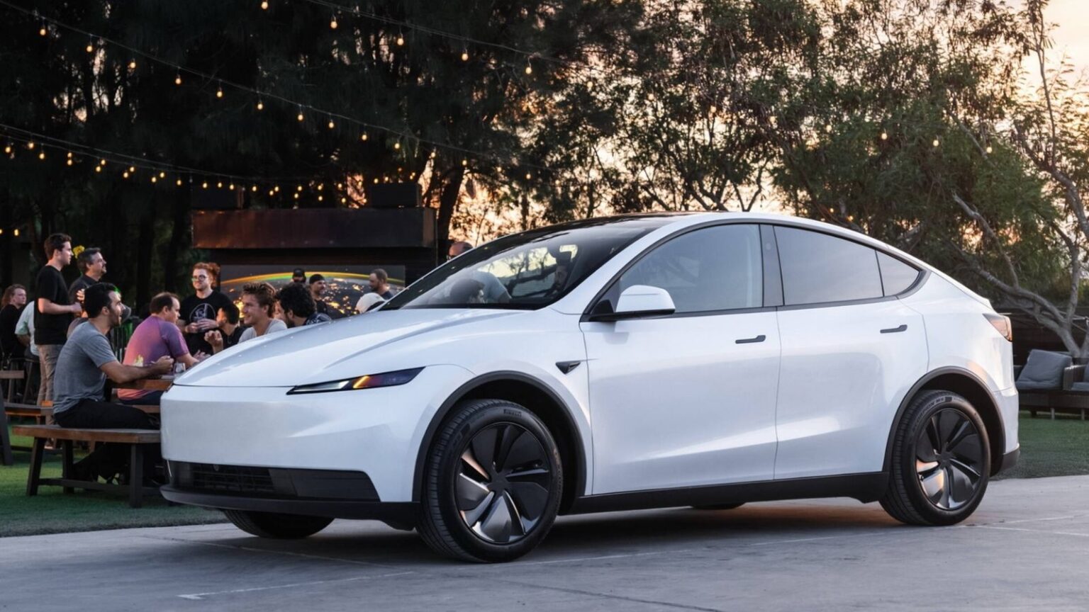 Tesla Model Y: nuova versione economica alla conquista dell’Europa