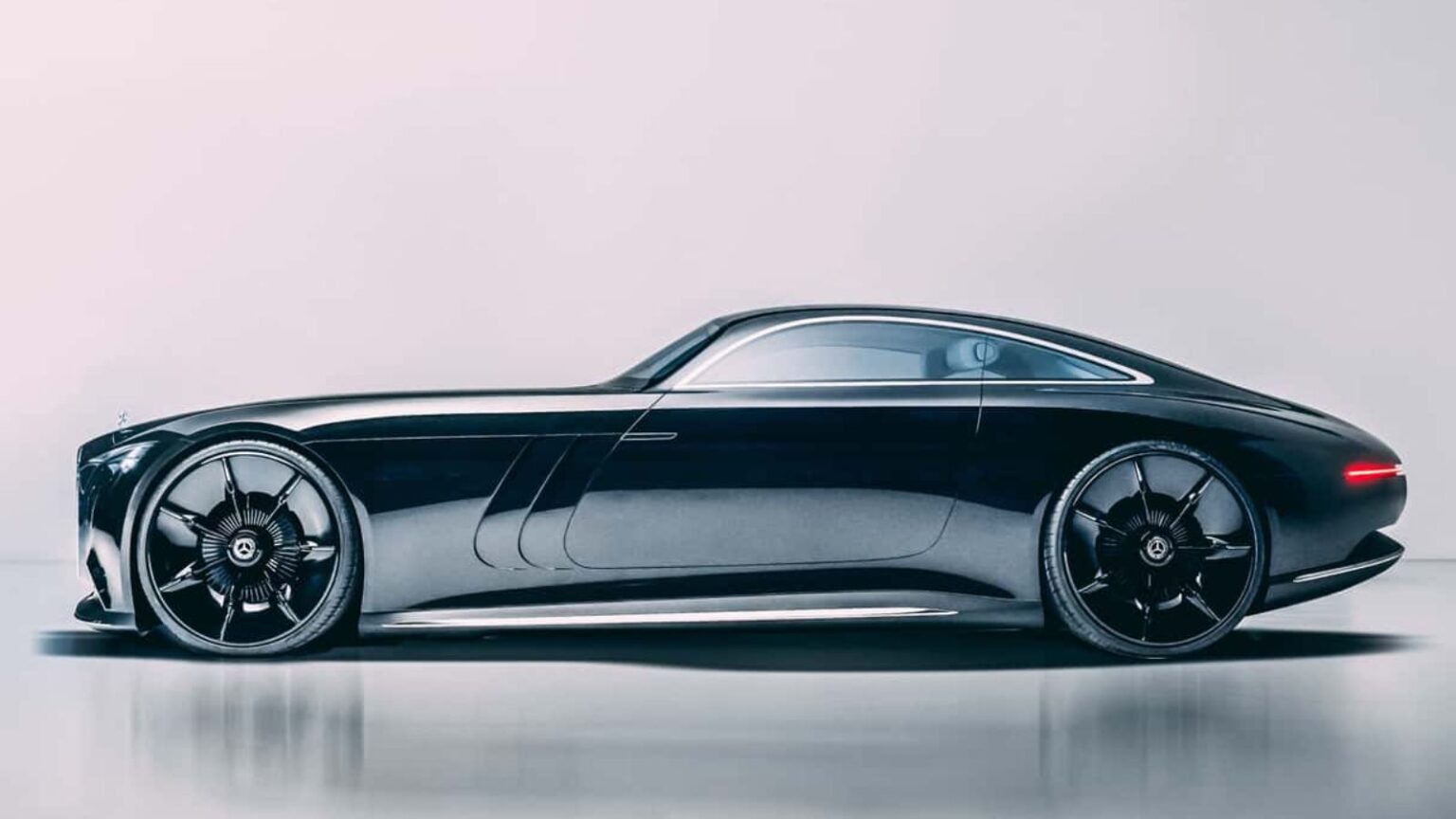 Mercedes Vision Iconic: il lusso diventa luce, arte e intelligenza