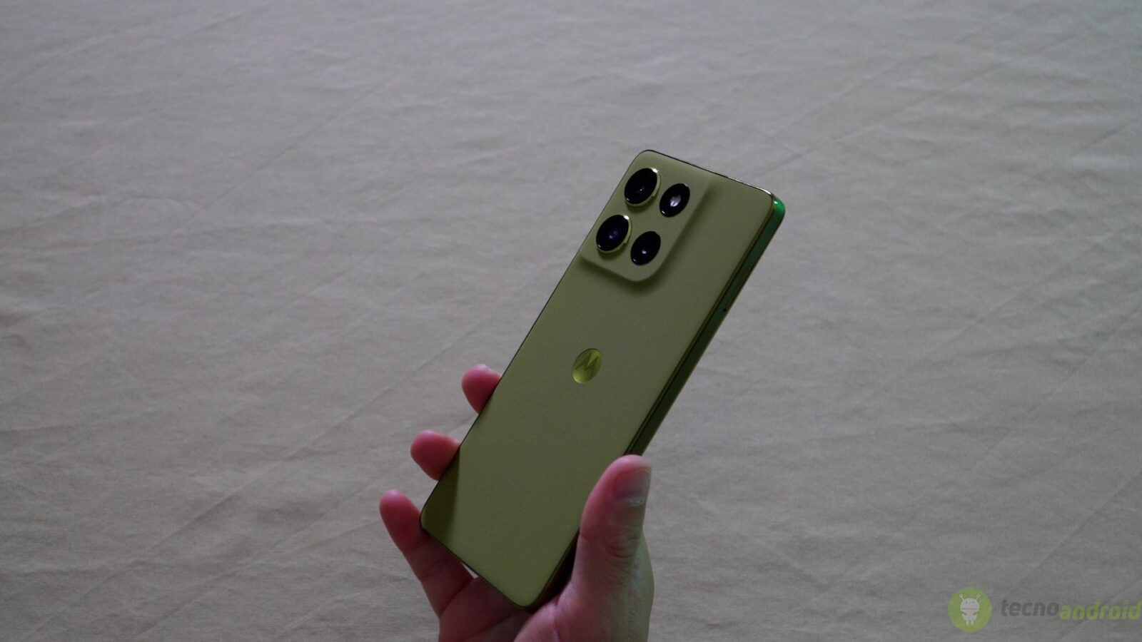 Motorola moto g () min Motorola moto g () min