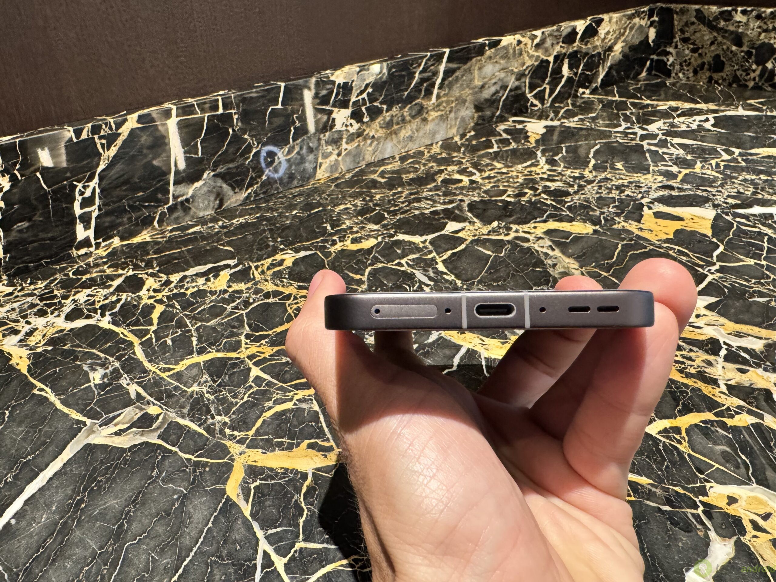 Oppo Find X Pro () Oppo Find X Pro ()