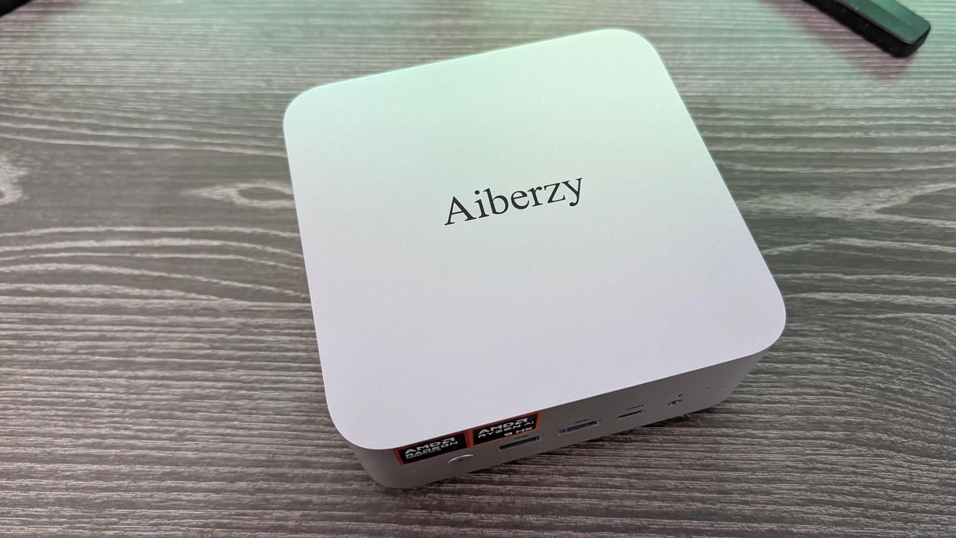 PXL Aiberzy XG PXL Aiberzy XG