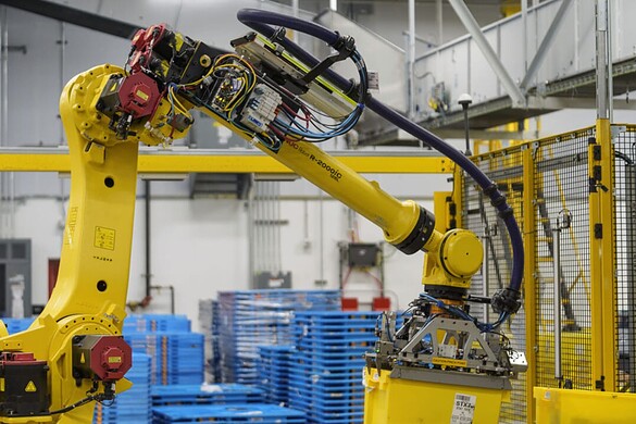 Amazon spinge sui robot: 600.000 posti a rischio entro il 2033