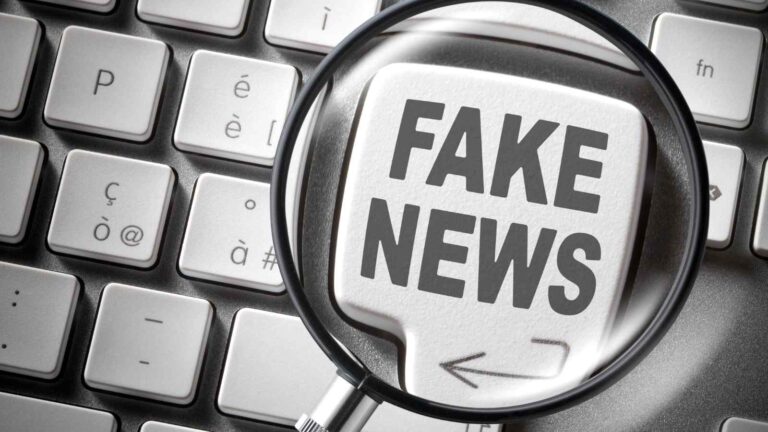 Trump ha diffuso su Truth Social un deepfake AI su fantomatici “MedBed”, confondendo milioni di utenti con notizie false.