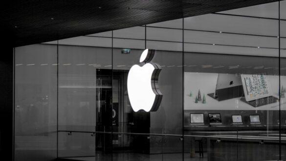 Tim Cook: cadono le accuse di violazione dei diritti dei lavoratori