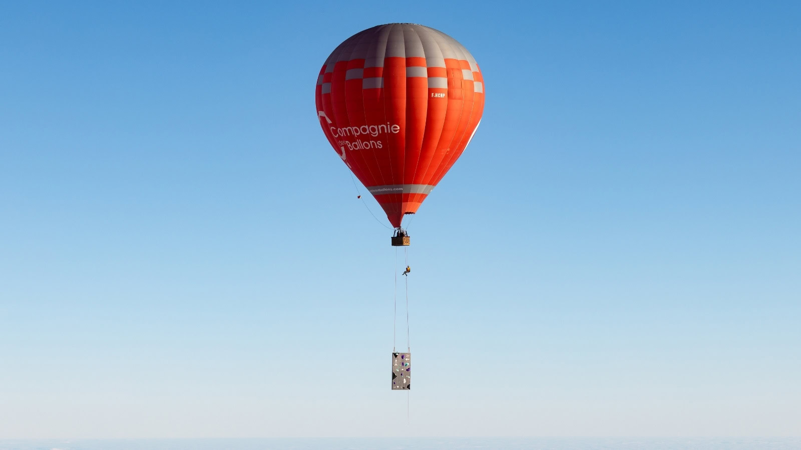 parete arrampicata volante () parete arrampicata volante ()