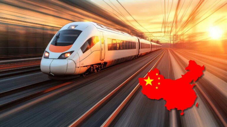 La Cina testa il CR450, treno a 450 km/h che punta a rivoluzionare la mobilità ferroviaria e l’innovazione tecnologica.