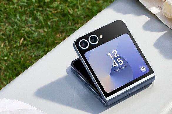 Il vostro Samsung torna allo sfondo predefinito da solo? C’è un bug nella One UI 8