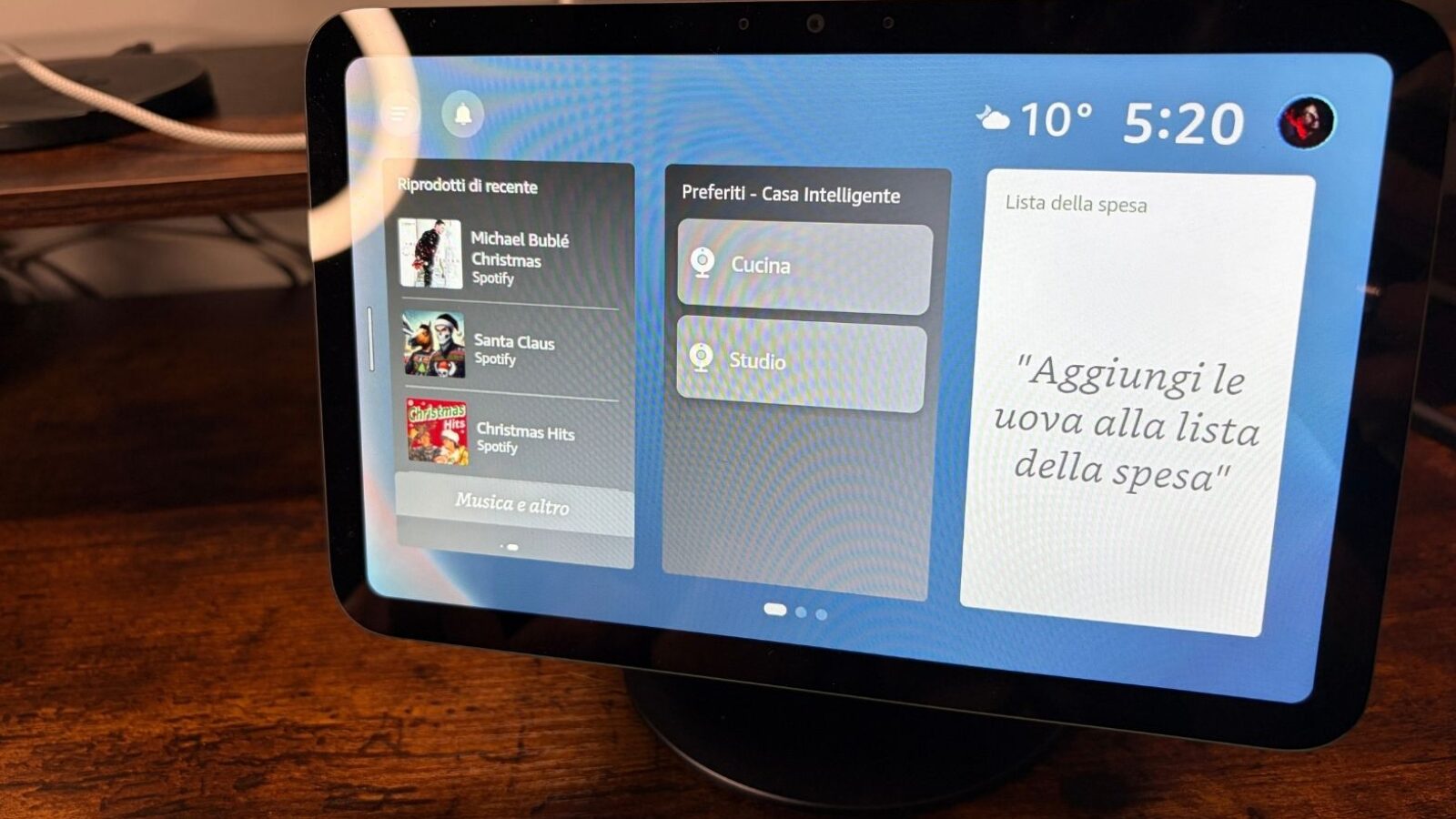 Amazon Echo Show 8 Amazon Echo Show 8