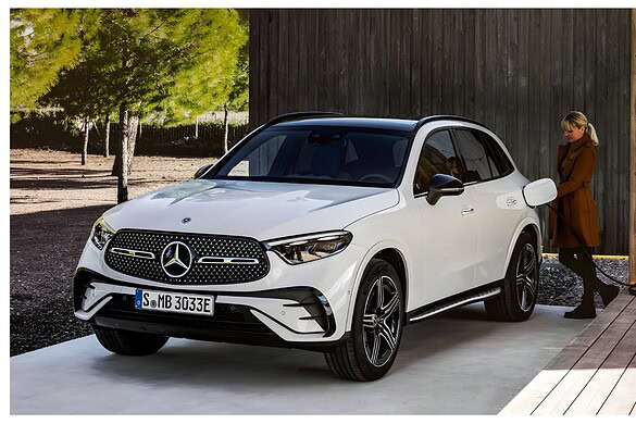 Batteria auto ibride Plug-in, lo studio ADAC svela la vera durata delle auto PHEV