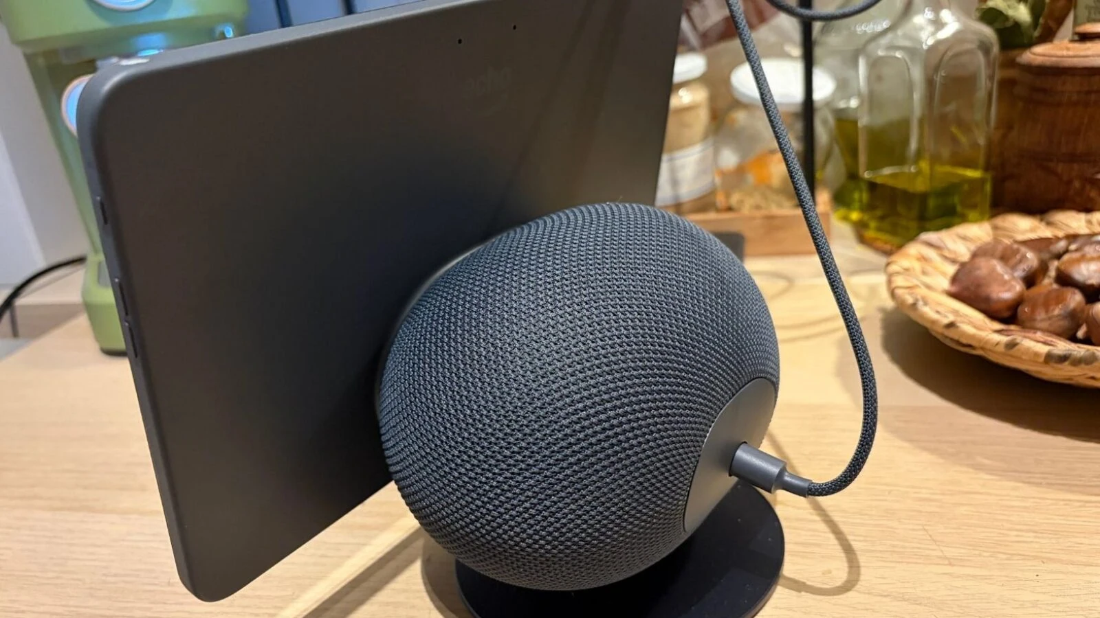 Amazon Echo Show 11 v