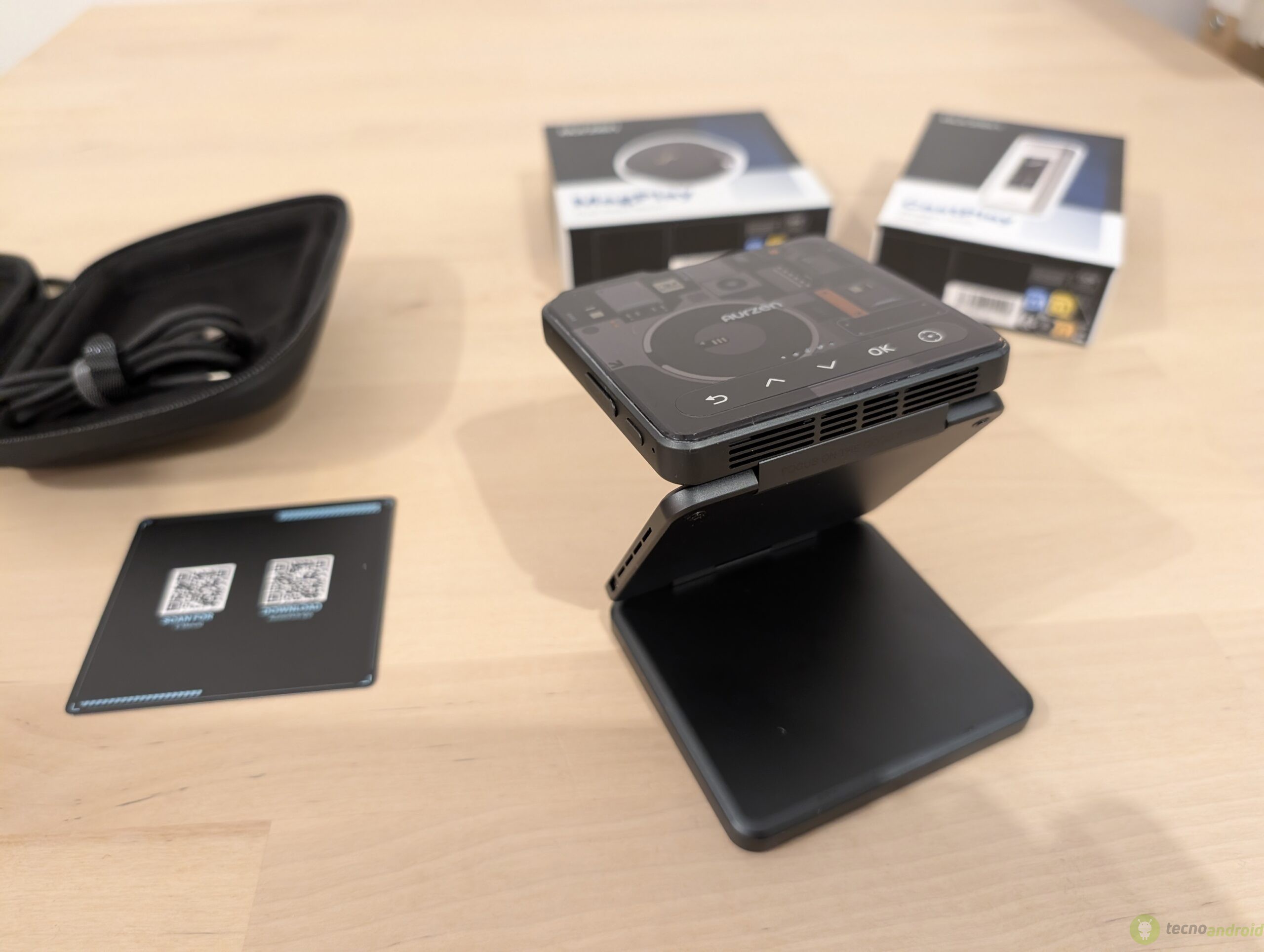 Aurzen ZIP () Aurzen ZIP ()