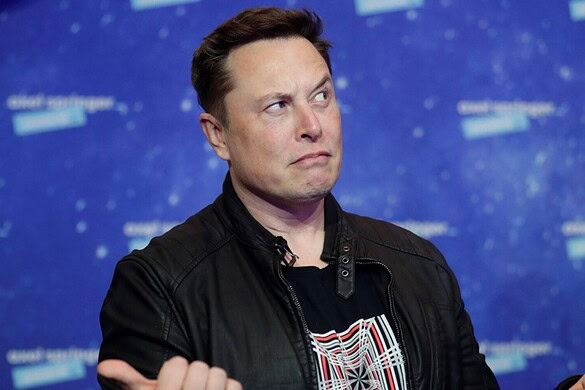 Elon Musk e la tentazione iPhone: l’idea di sostituire Siri con Grok prende slancio
