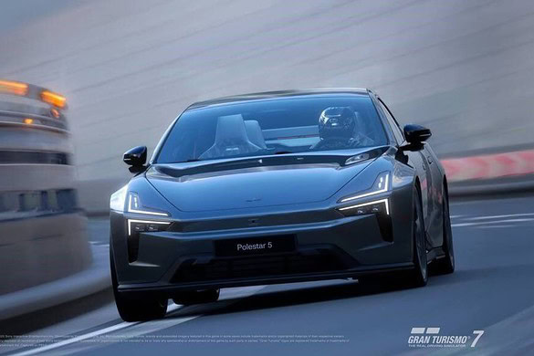 Polestar: la nuova 5 ruggisce su Gran Turismo 7