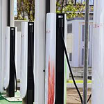 tesla supercharger - dettaglio tesla supercharger