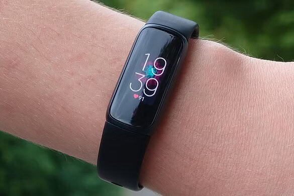 Fitbit: nuova grafica e istruttore AI per Android