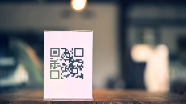 Truffe con QR code: come funzionano e come difendersi da un pericolo invisibile