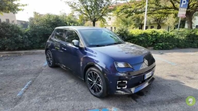 Renault ()
