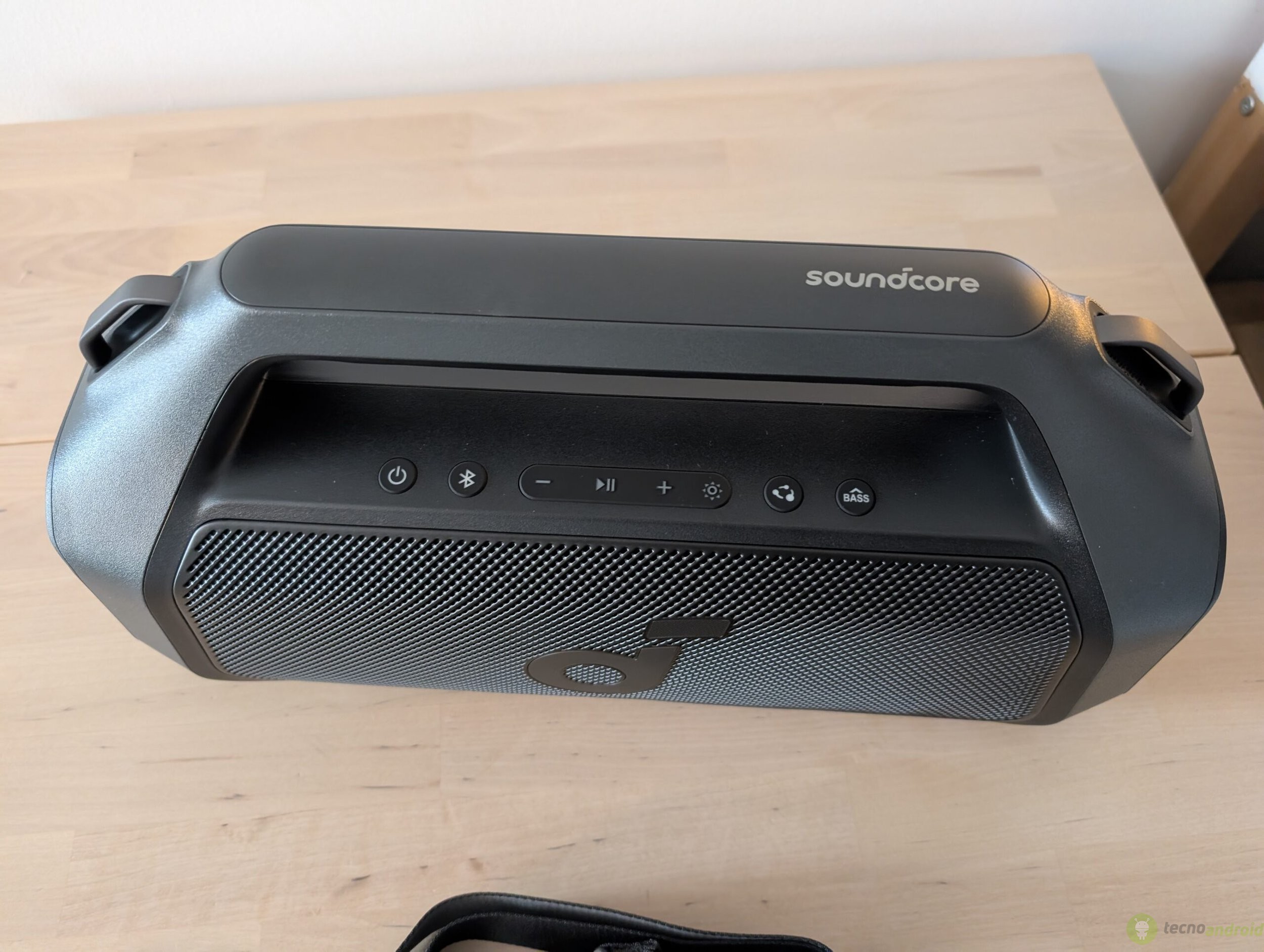 Soundcore Boom Plus () Soundcore Boom Plus ()