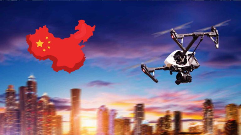 Il drone cinese Feilong-300D unisce attacco, ricognizione e basso costo, rivoluzionando l’economia dei conflitti globali.