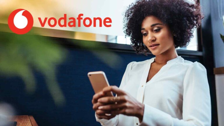 Vodafone 250 Giga offre 5G, 250 Giga, 45 in UE, SIM o eSIM, continuità fino a 48h e addebito automatico a 11,95€/mese.