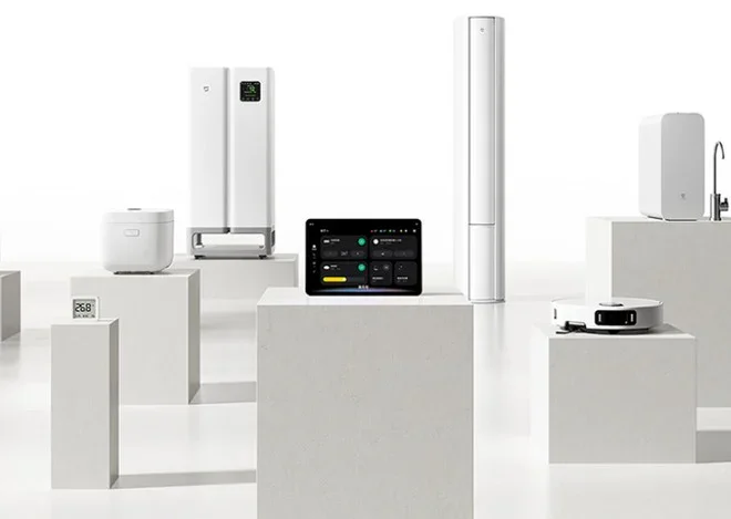 Xiaomi Home Screen 11 debutta ufficiale: il display domotico cresce fino a 11 pollici Dispositivi smart home per controllo remoto e automazione domestica con app mobile, inclusi condizionatore, purificatore, robot aspirapolvere e altro, perfetti per una casa intelligente.